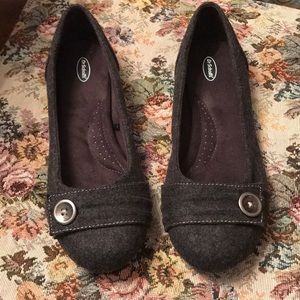 Dr. Scholl's slip on causal dress shoe.